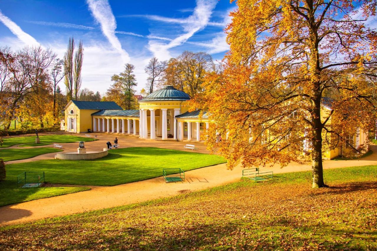 Schlosshotel Marienbad Extérieur photo